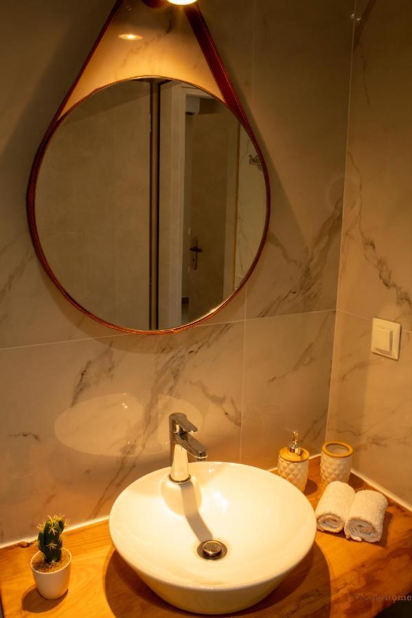 Tabak Home Sea Side Apartment Hriszí Aktí Haniá Kültér fotó